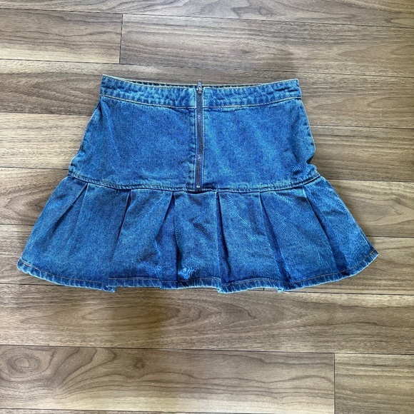 REVOLVE | LIONESS Rescue Me Pleat Mini Skirt XXL | Denim High Waist Zip Back - Picture 5 of 8